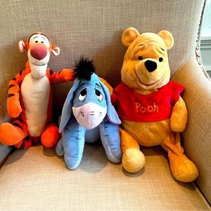 Disney’s Winnie the Pooh plush set